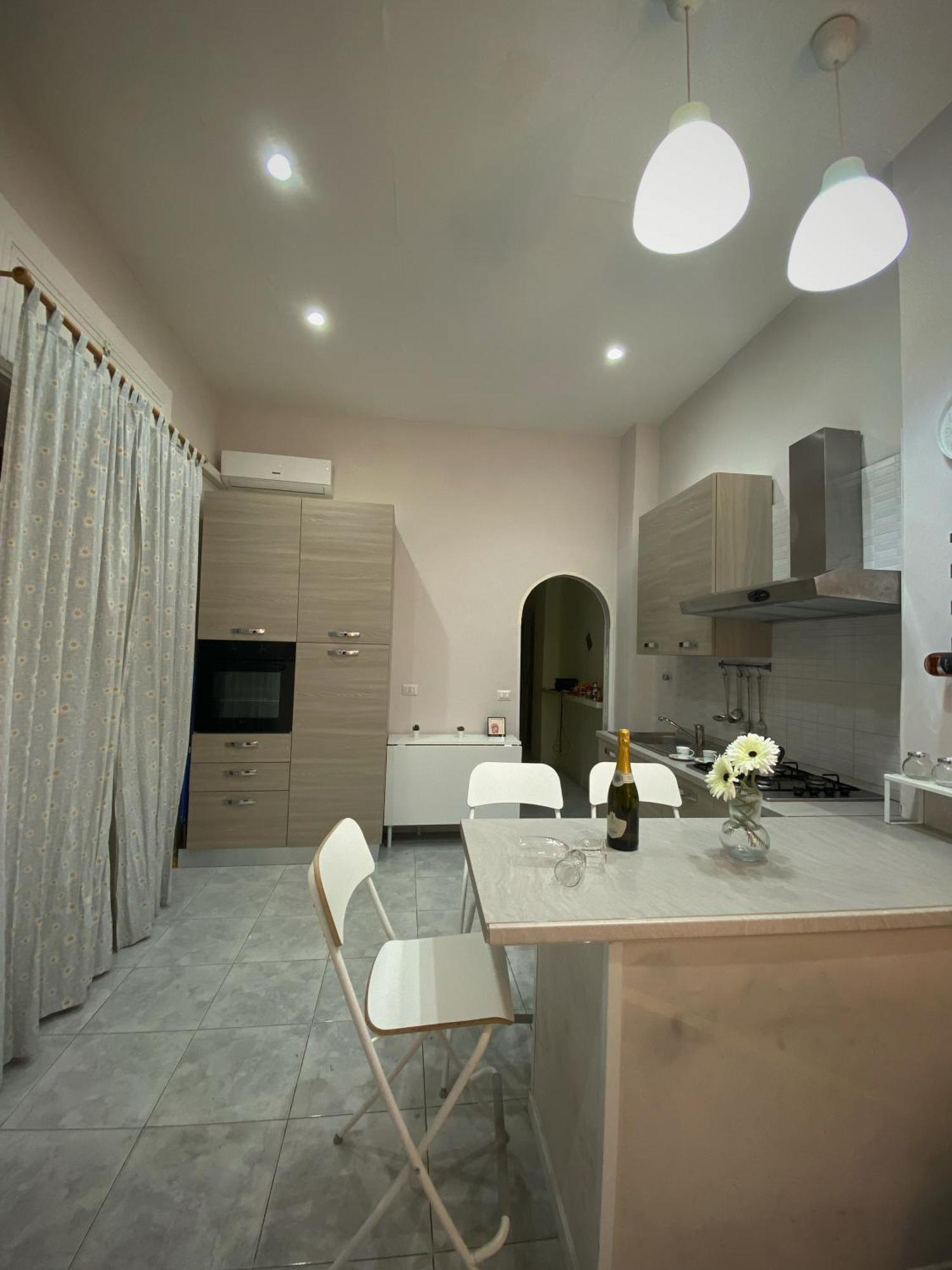شقة La Casa Al Centro " Vicino Al Centro Storico Di Napoli" المظهر الخارجي الصورة