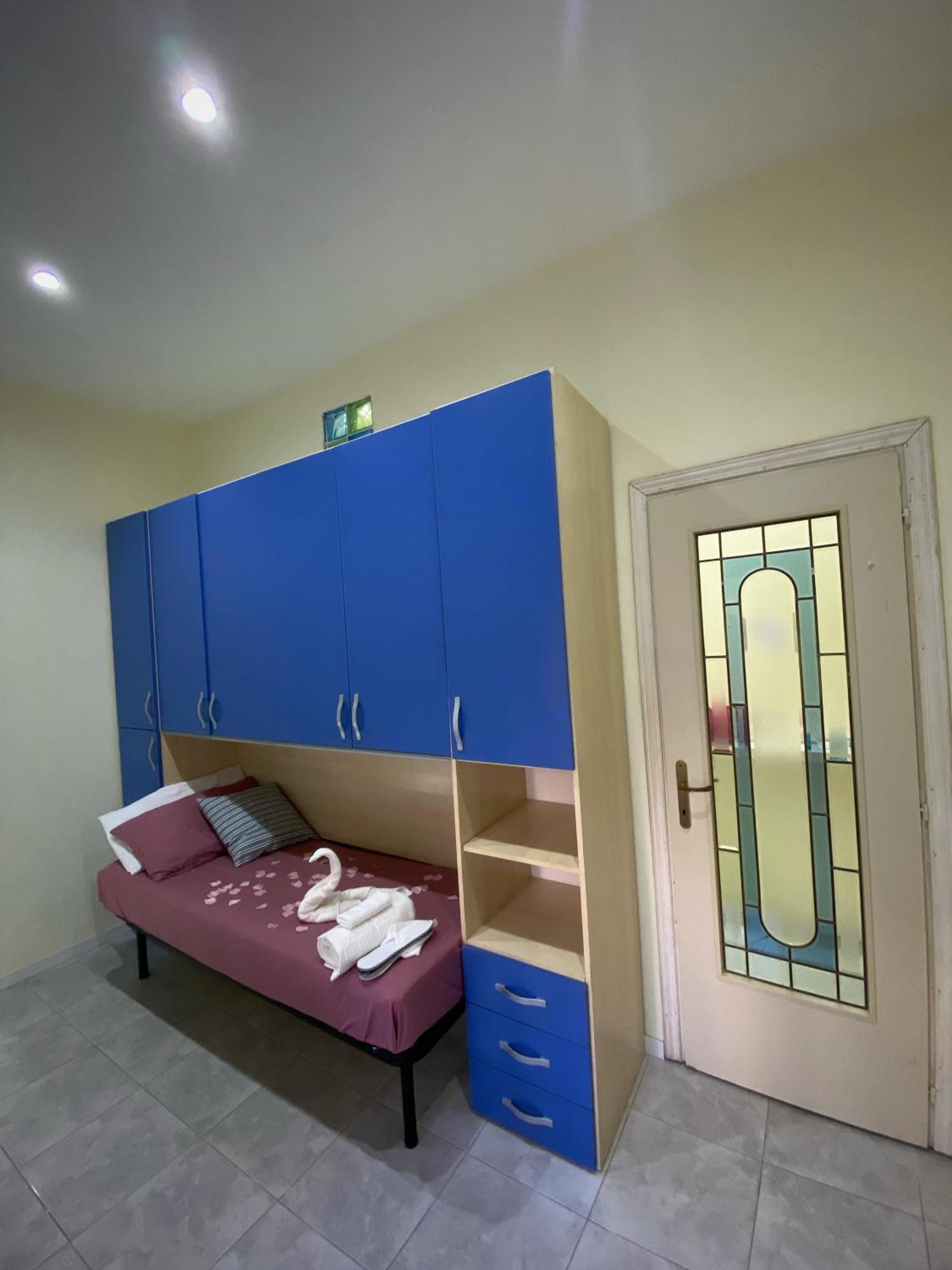 شقة La Casa Al Centro " Vicino Al Centro Storico Di Napoli" المظهر الخارجي الصورة