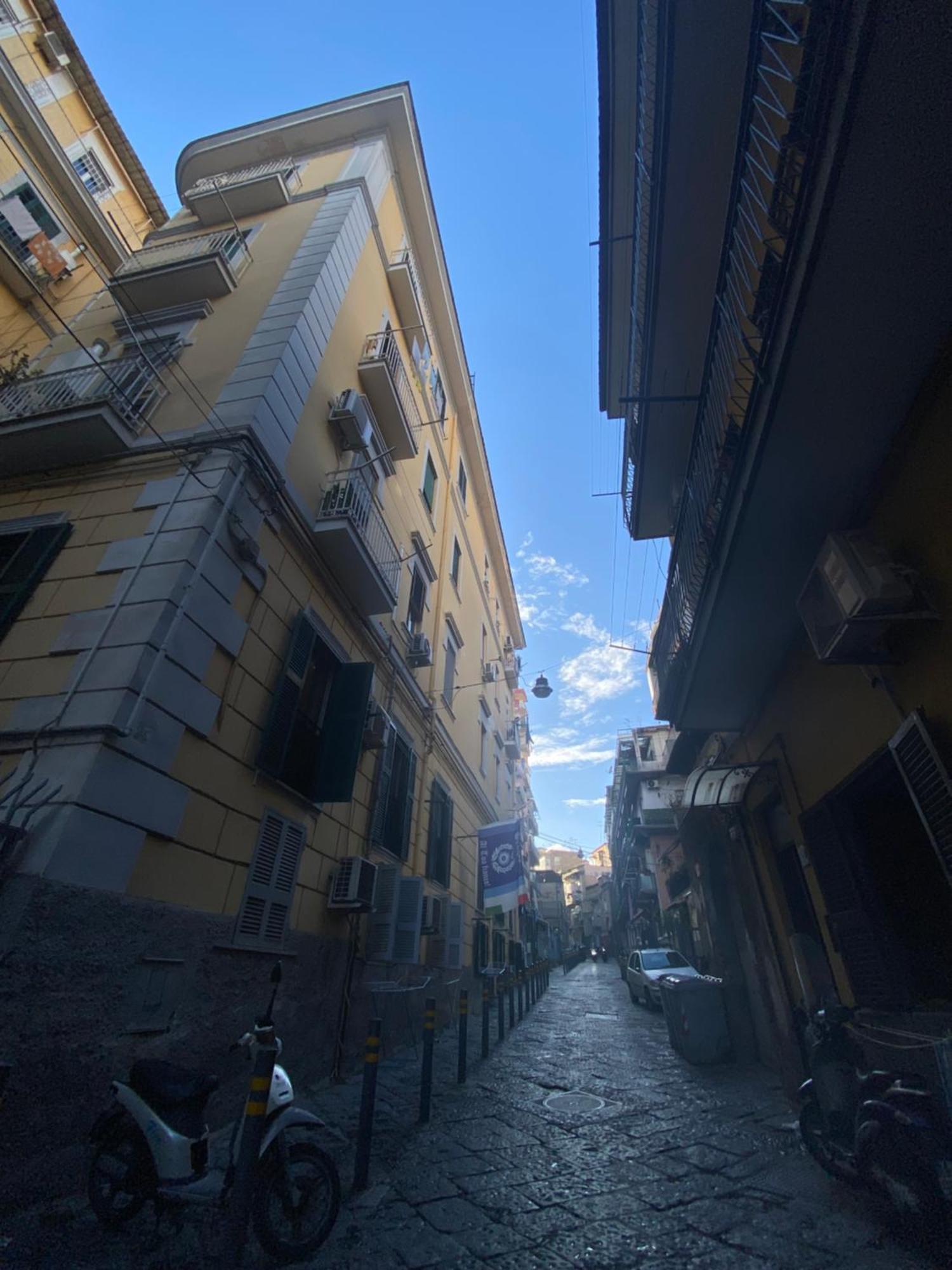 شقة La Casa Al Centro " Vicino Al Centro Storico Di Napoli" المظهر الخارجي الصورة