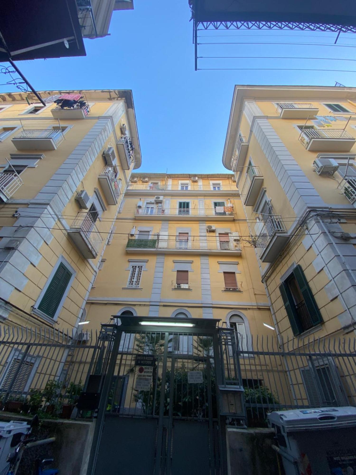 شقة La Casa Al Centro " Vicino Al Centro Storico Di Napoli" المظهر الخارجي الصورة
